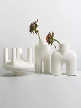 Jednoduché abstraktné multi-ústa váza iny štýl dekorácie vzorky izba obývacia izba víno kabinet kvet usporiadanie tabuľky mäkké zariadených izbách