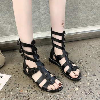 Víla štýl sandále žena 2023 letné nový kórejský módne duté z nit na zips, ploché dno študent Rímske sandále žena